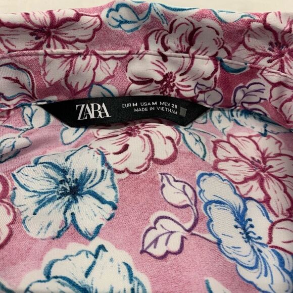 ZARA Sz M floral pink satin button blouse shirt like new - Picture 4 of 9